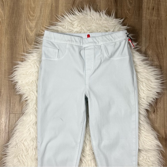 NEW Spanx jeanish leggings - Picture 2 of 8